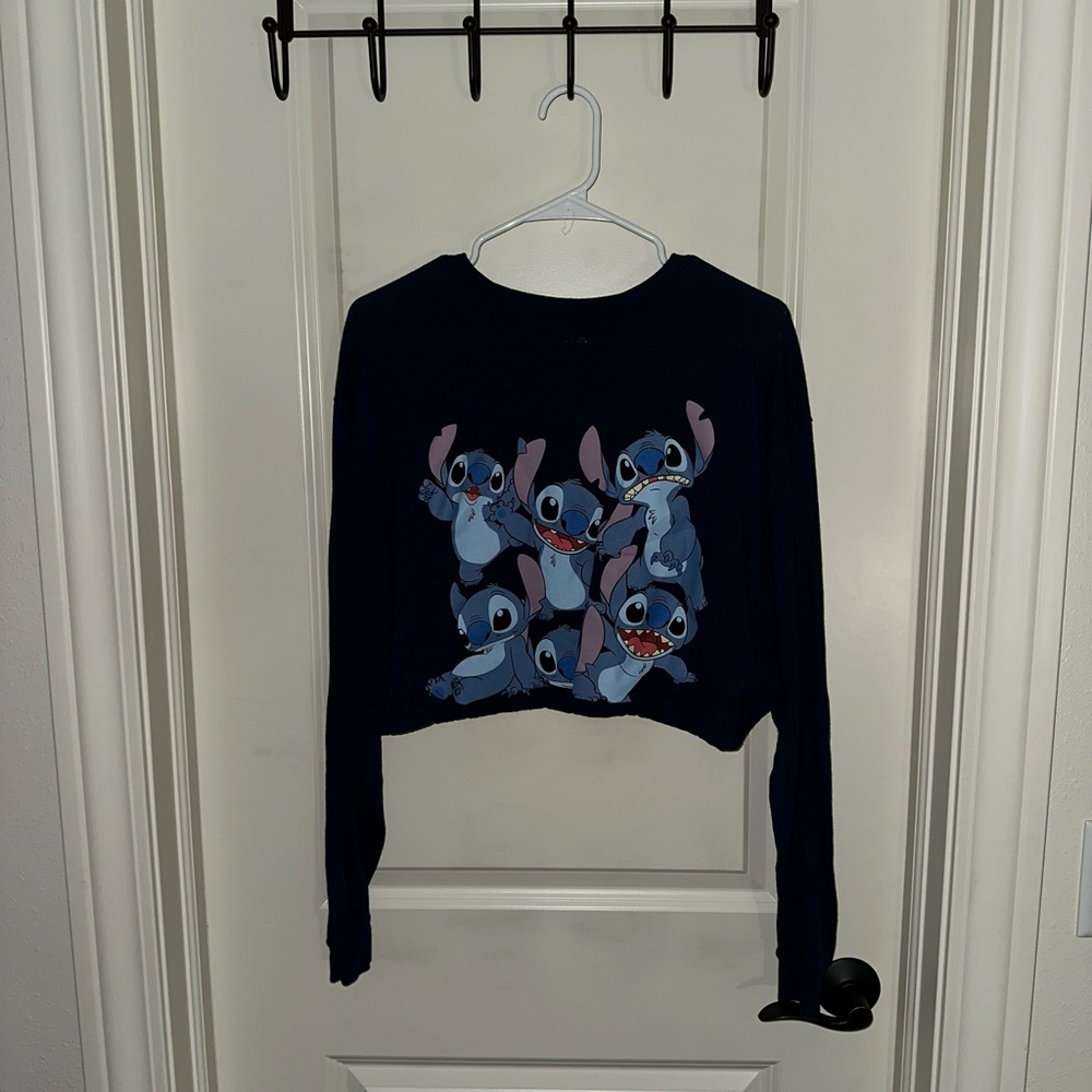 Disney crop top stitch